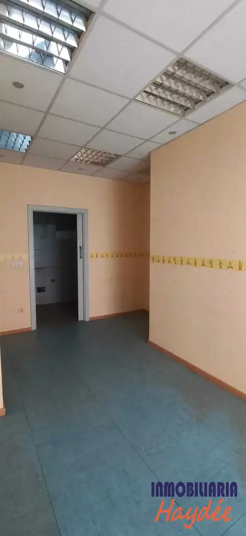 Local en venta en Leioa