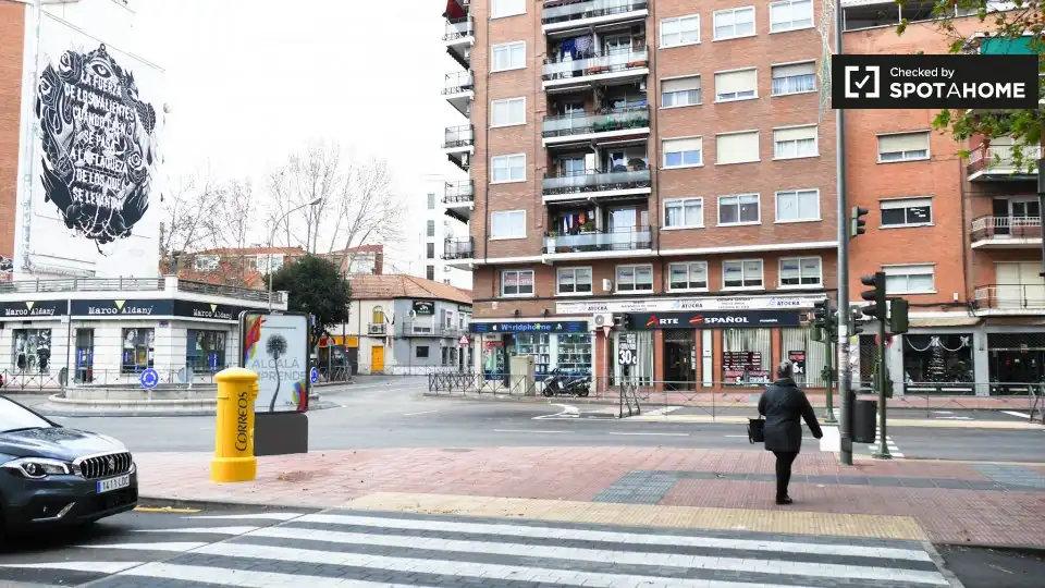 Pis de lloguer a Caballería Española
