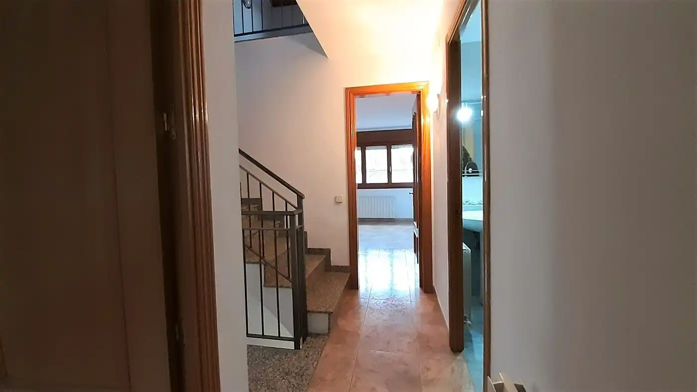 Einfamilien-Reihenhaus zum Verkauf in Moià mit Heizung, Terrasse und Abstellraum