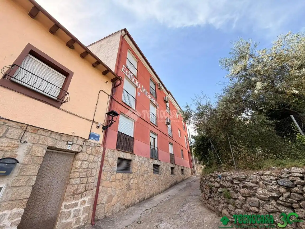 Vista exterior de Pis en venda en Arenas de San Pedro amb Aire condicionat i Calefacció