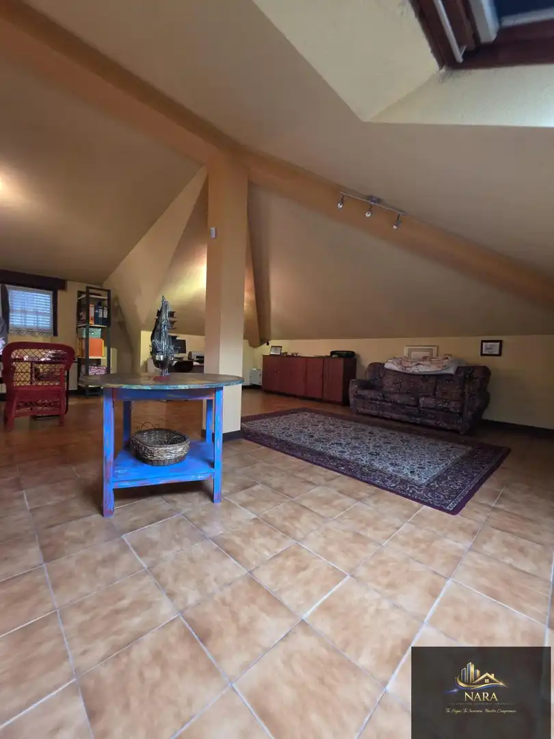 Houses for sale in Torrelavega   with Heating, Private garden and Parquet flooring