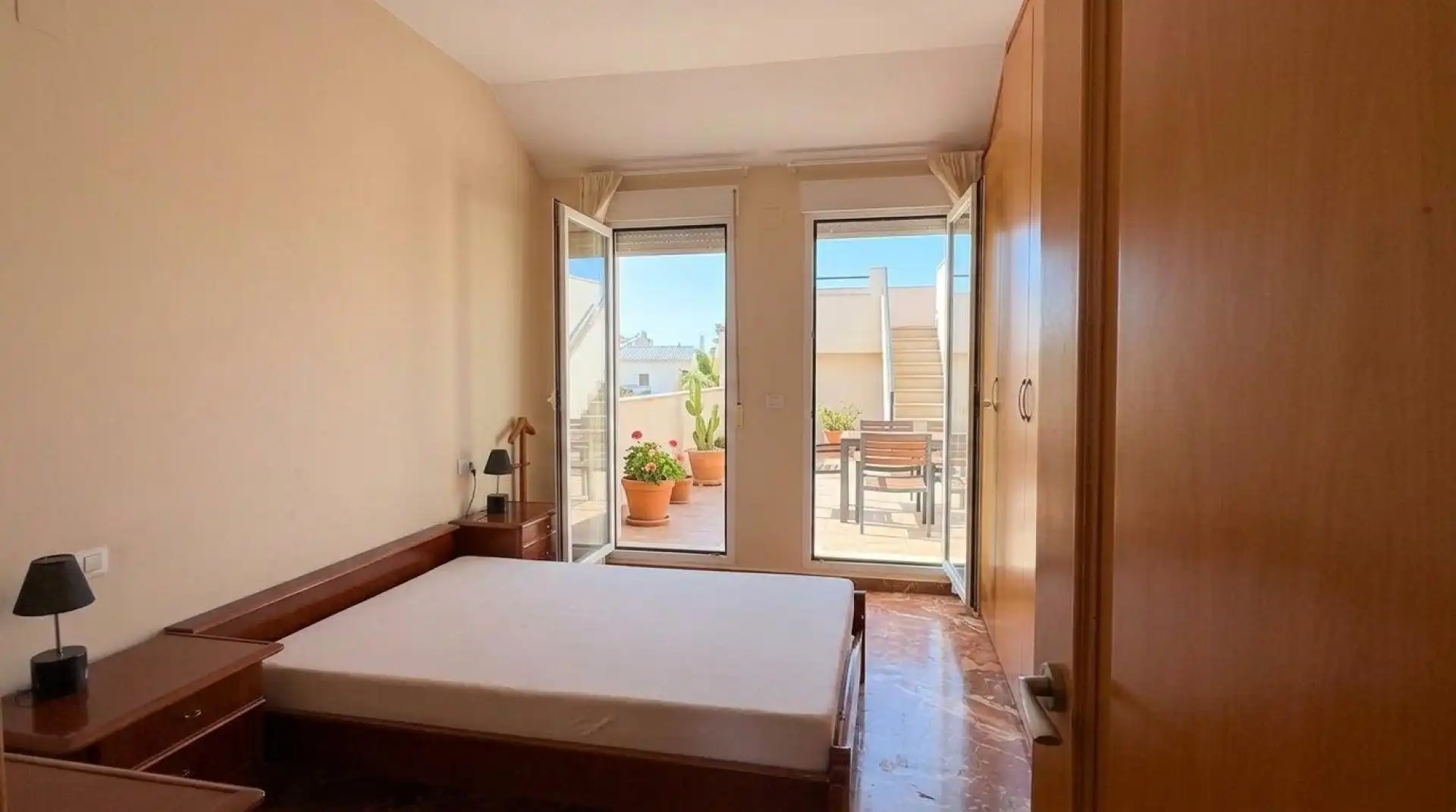Bedroom of Attic for sale in Vila-real  with Air Conditioner, Terrace and Furnished