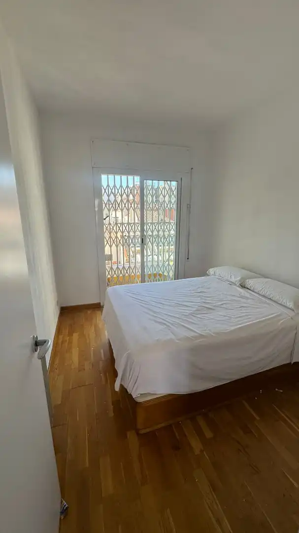 Habitación de Ático en venta en Barcelona con Aire acondicionado, Terraza y Balcón