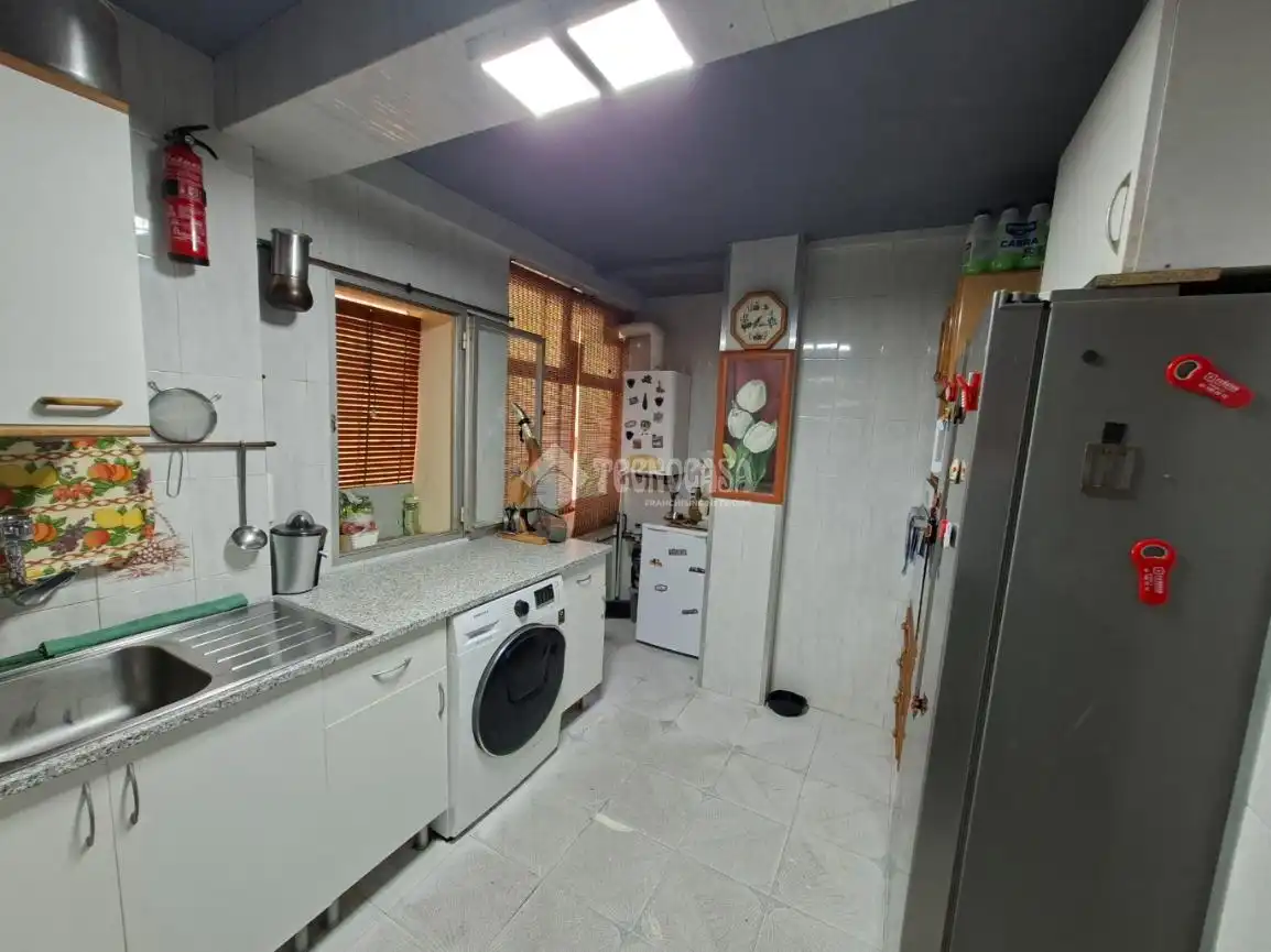 Flat with lift for sale in Zarzaquemada, imagen 4