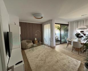Sala d'estar de Pis de lloguer en Málaga Capital amb Aire condicionat, Terrassa i Piscina