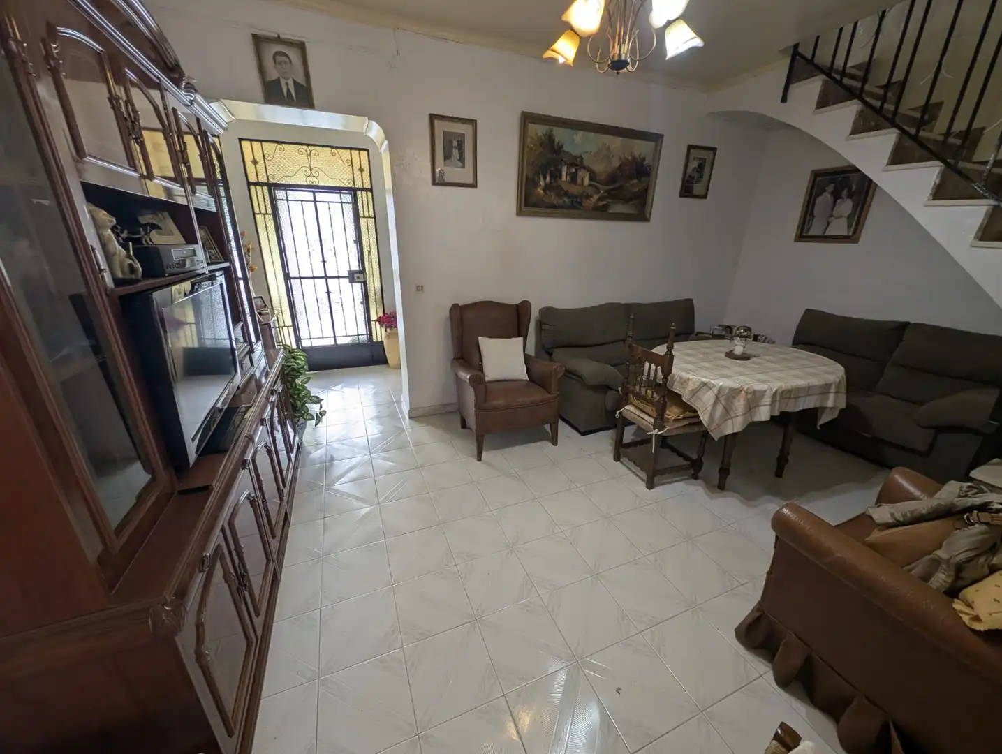 Living room of Houses for sale in Lucena  with Air Conditioner, Storage room and Furnished