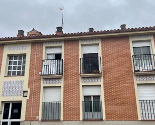 Vista exterior de Pis en venda en Matapozuelos amb Balcó