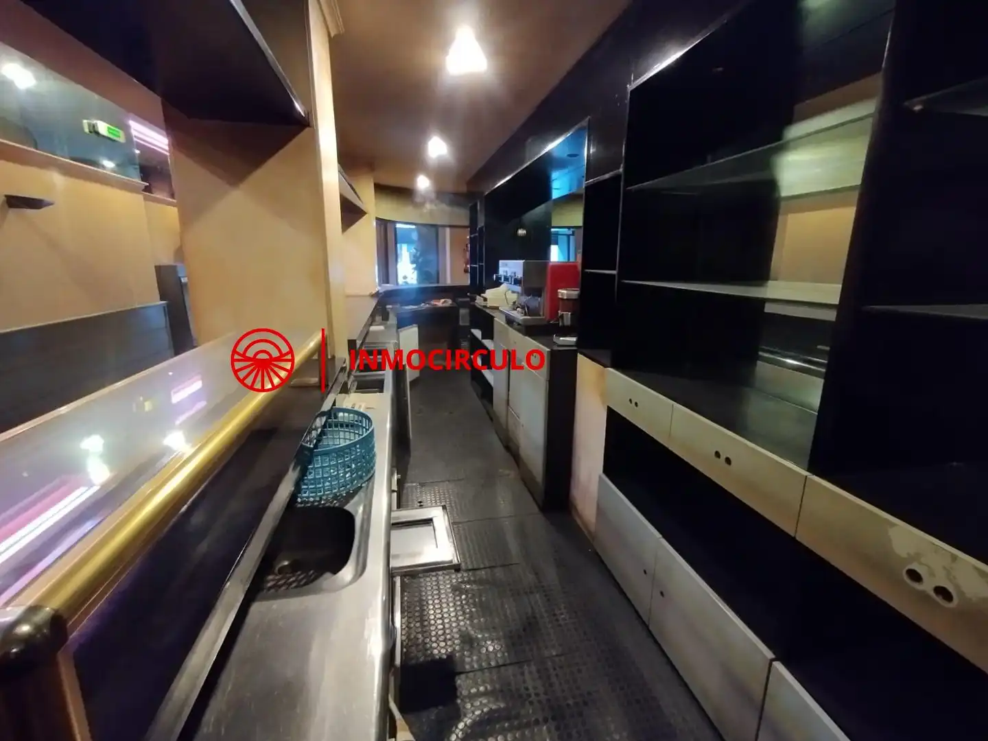 Business premises for sale in Zona Sur - Barrio Cortes