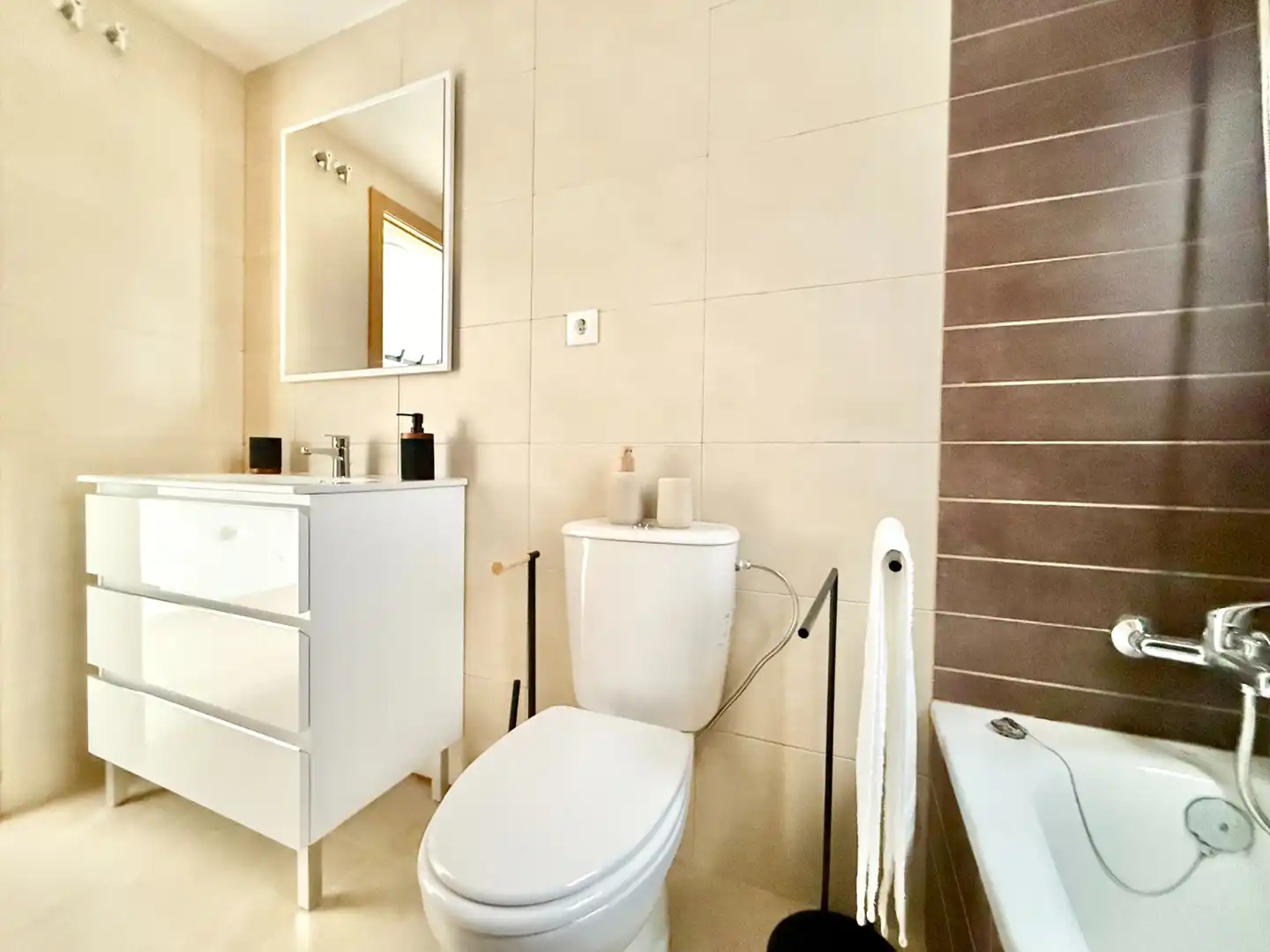 Badezimmer von Wohnung zum Verkauf in Murcia mit Klimaanlage, Terrasse und Abstellraum