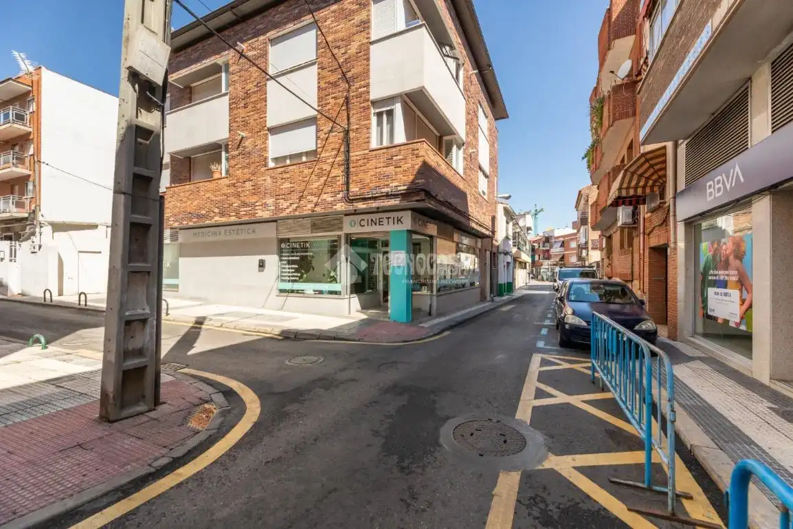 Vista exterior de Pis en venda en Majadahonda amb Calefacció i Terrassa