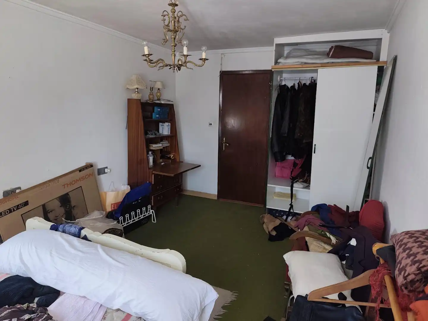 Habitación de Casa adosada en venta en Lugo con Terraza