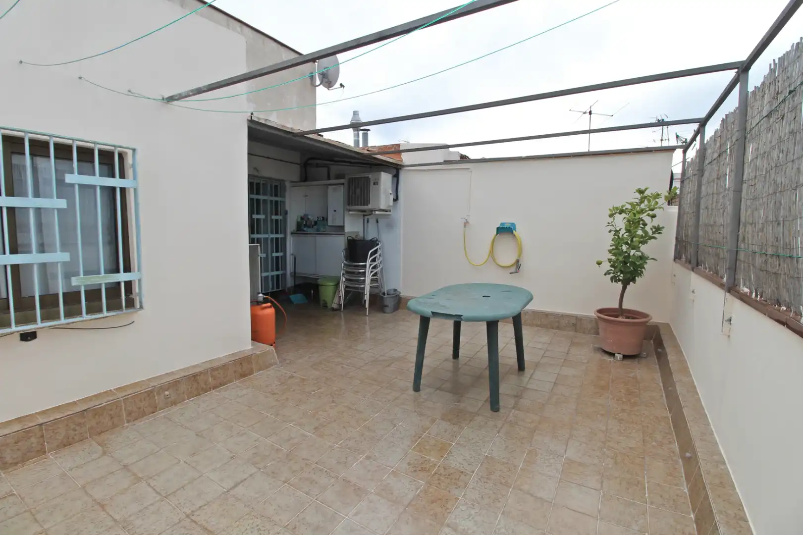 Terrasse von Dachboden zum Verkauf in L'Hospitalet de Llobregat mit Klimaanlage, Heizung und Terrasse
