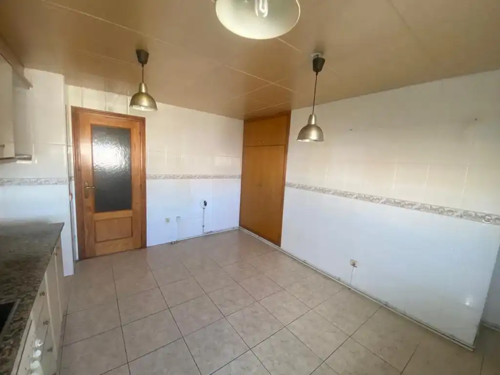 Piso en venta en C/ Valletas, Valletes - Xiribecs