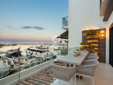 Apartment for sale in Nueva Andalucía