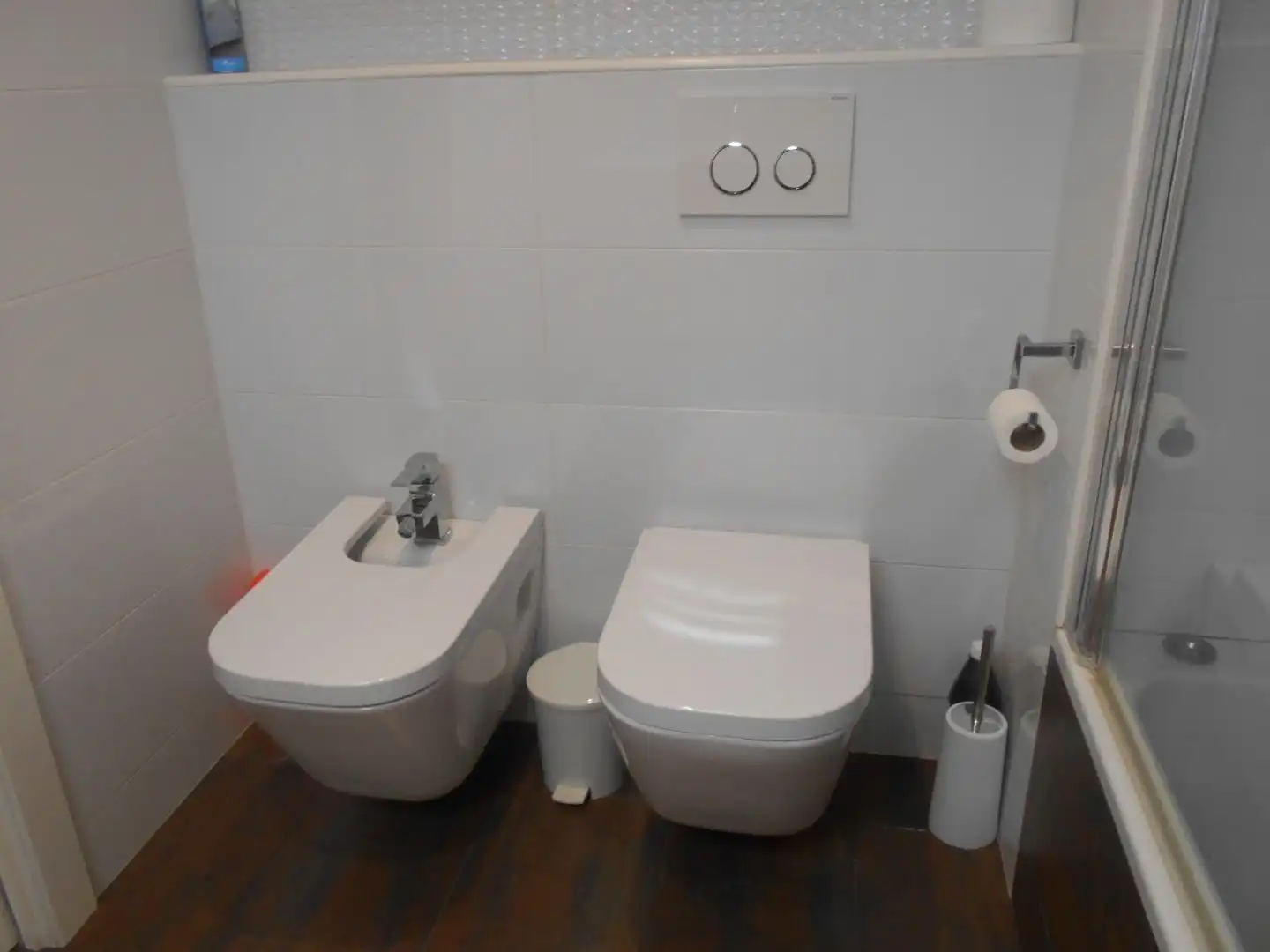 Bathroom of Flat for rent in Valencia  with Air Conditioner, Heating and Terrace
