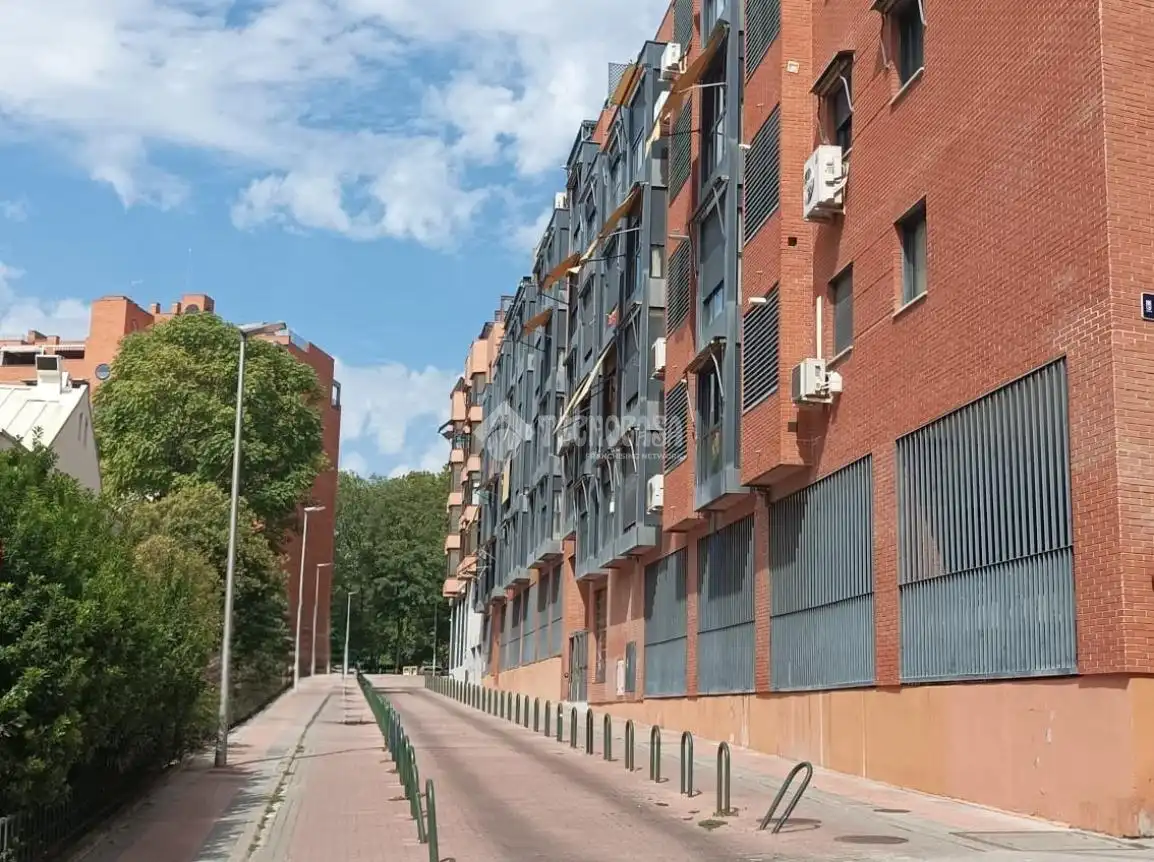 Einzelparkplatz zur Miete in PASEO DE LAS ACACIAS, imagen 5