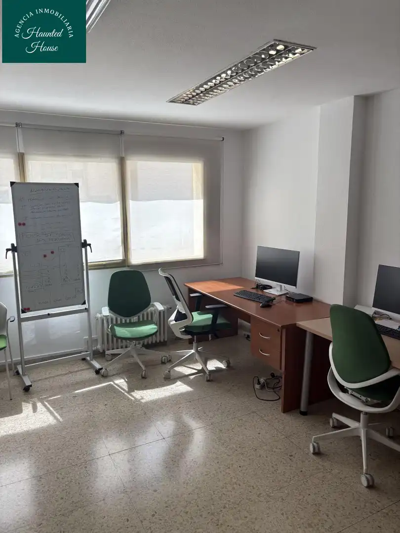Bureau avec ascenseur à louer à ROSARIO