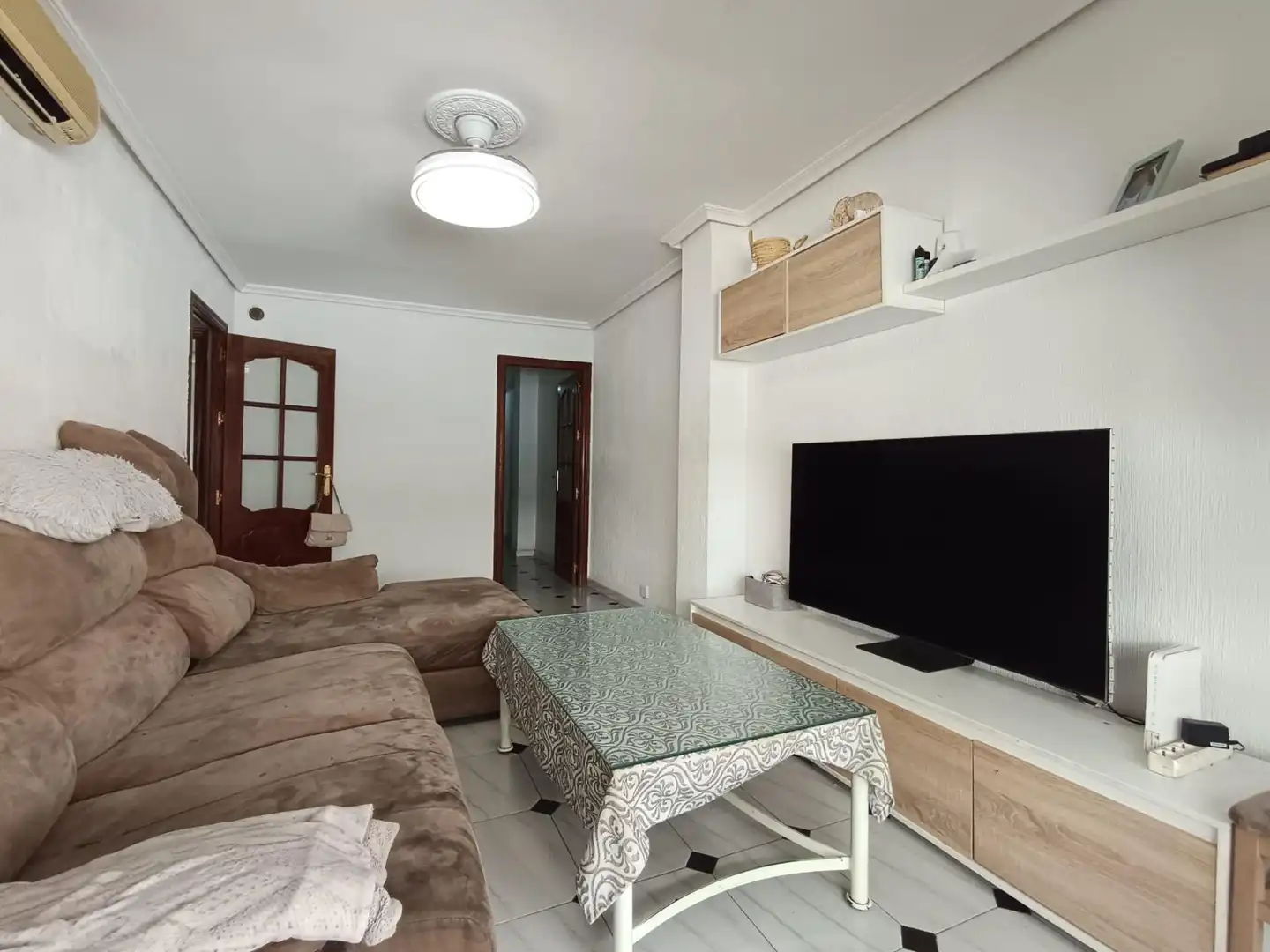 Wohnzimmer von Wohnung zum Verkauf in Córdoba mit Klimaanlage und Terrasse
