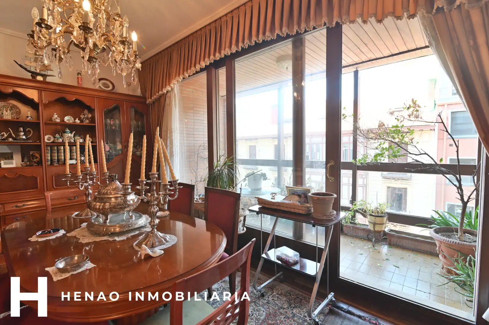 Dining room of Flat for sale in Abando - Albia