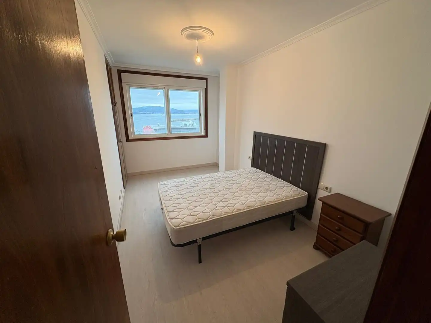 Bedroom of Flat for sale in Cangas 