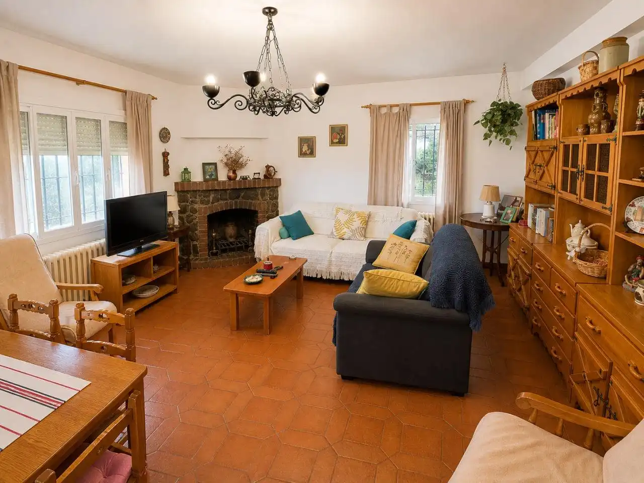 Sala de estar de Casa o chalet en venta en Berzosa del Lozoya con Calefacción, Jardín privado y Terraza