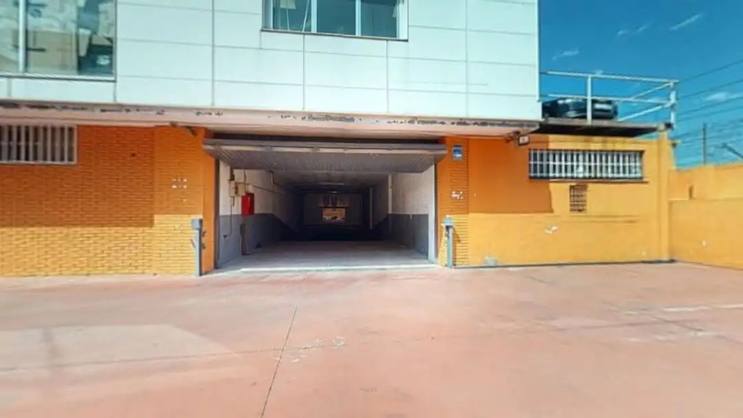 Parkplatz von Geschaftsraum zur Miete in Madrid