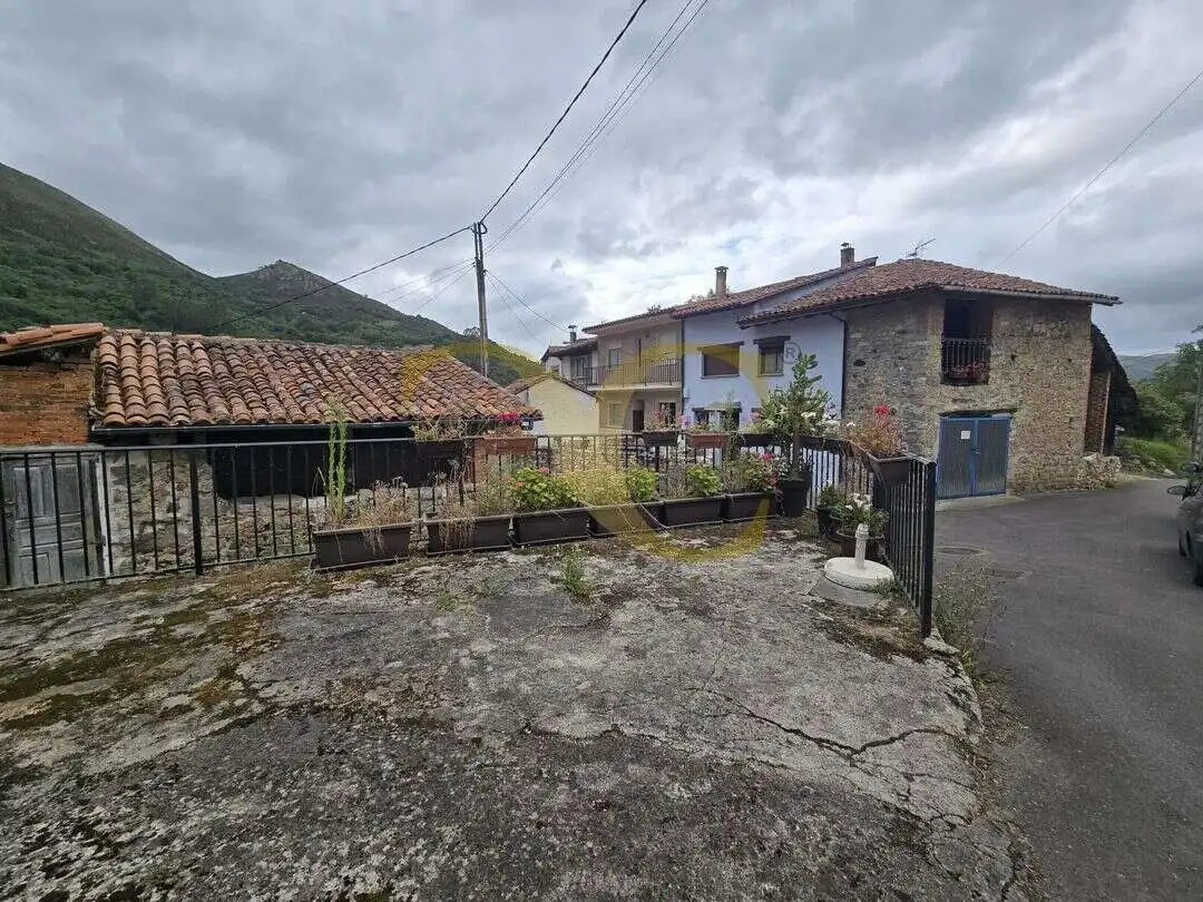 Casa o chalet en venta en Llanes con Calefacción, Jardín privado y Terraza