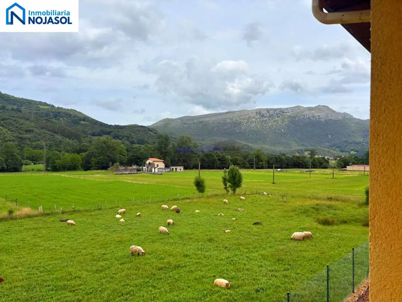 Habitatge amb jardí en venda a Calle RUESGA, imagen 31