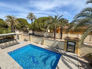 Xalet amb balcó de lloguer a Orihuela Costa