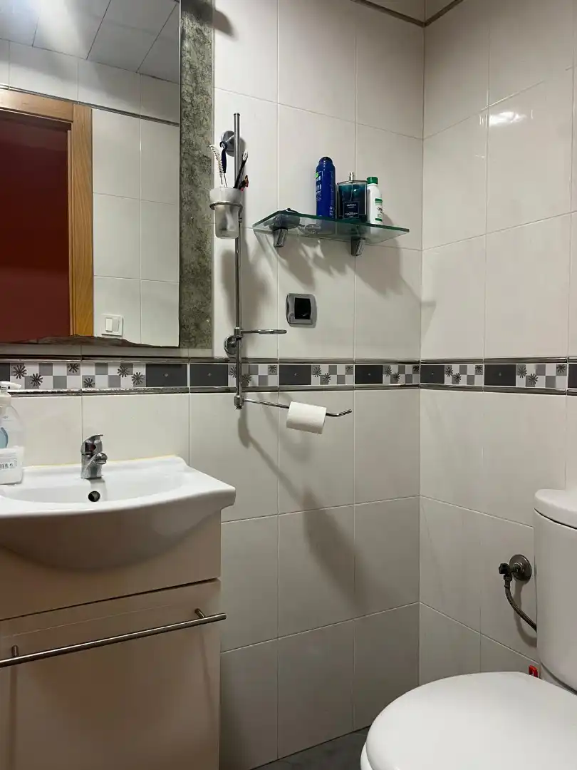 Bany de Pis en venda en Castellón de la Plana / Castelló de la Plana amb Aire condicionat, Parquet i Moblat