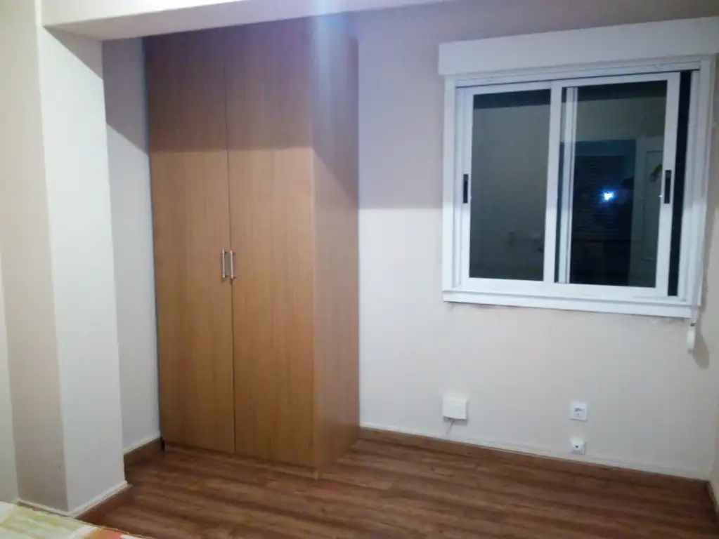 Bedroom of Flat for sale in Santiago de Compostela   with Heating, Storage room and Furnished
