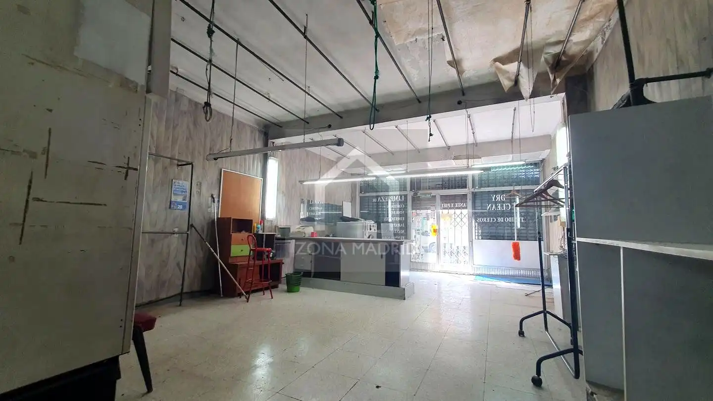 Business premises to rent in Calle de Carlos Martín Álvarez, imagen 8