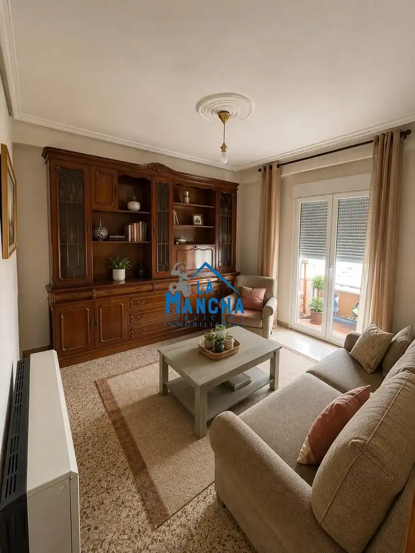 Sala de estar de Piso en venta en Albacete con Aire acondicionado, Calefacción y Balcón