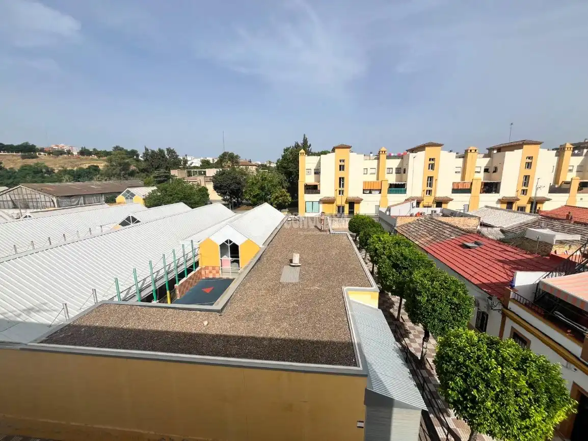 Exterior view of Flat for sale in San Juan de Aznalfarache