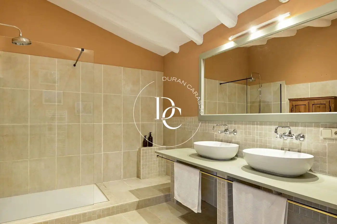Baño de Casa o chalet en venta en Torrelles de Foix con Aire acondicionado, Calefacción y Jardín privado