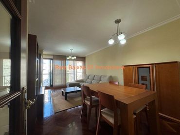 Piso con balcón en venta en Centro Urbano