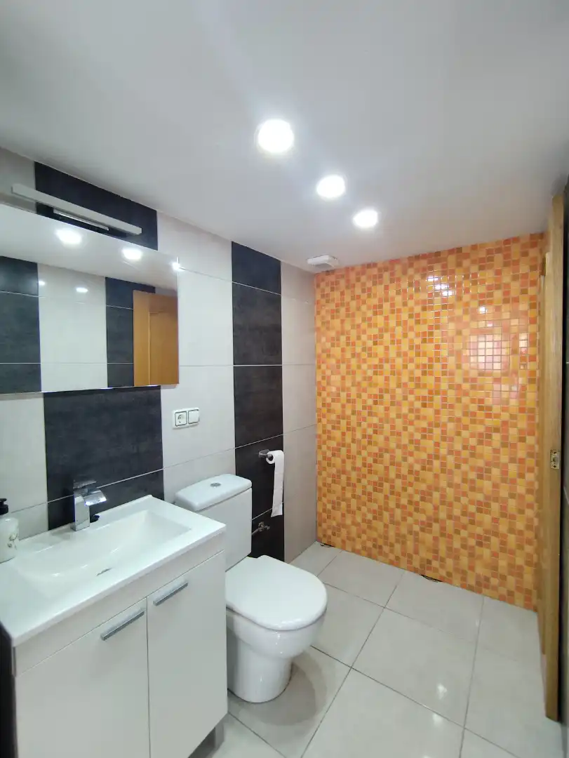 Baño de Piso en venta en Vilanova del Camí con Calefacción, Terraza y Trastero