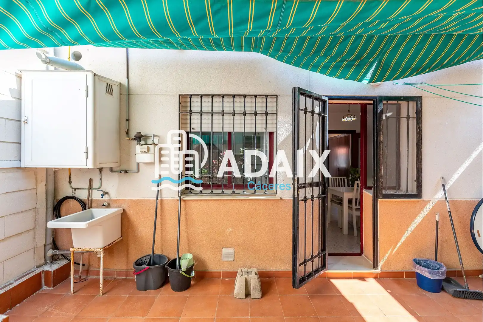 Garden of Houses for sale in Cáceres  with Air Conditioner, Heating and Terrace
