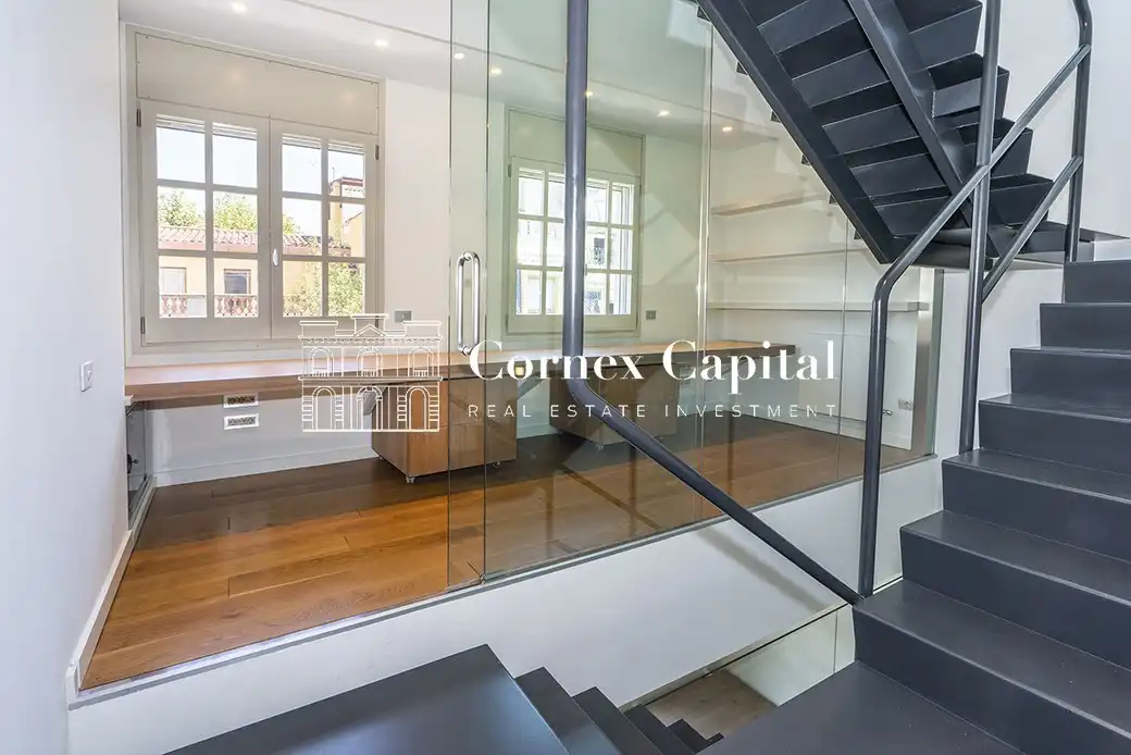 Vista exterior de Casa adosada en venta en Barcelona con Aire acondicionado, Calefacción y Jardín privado