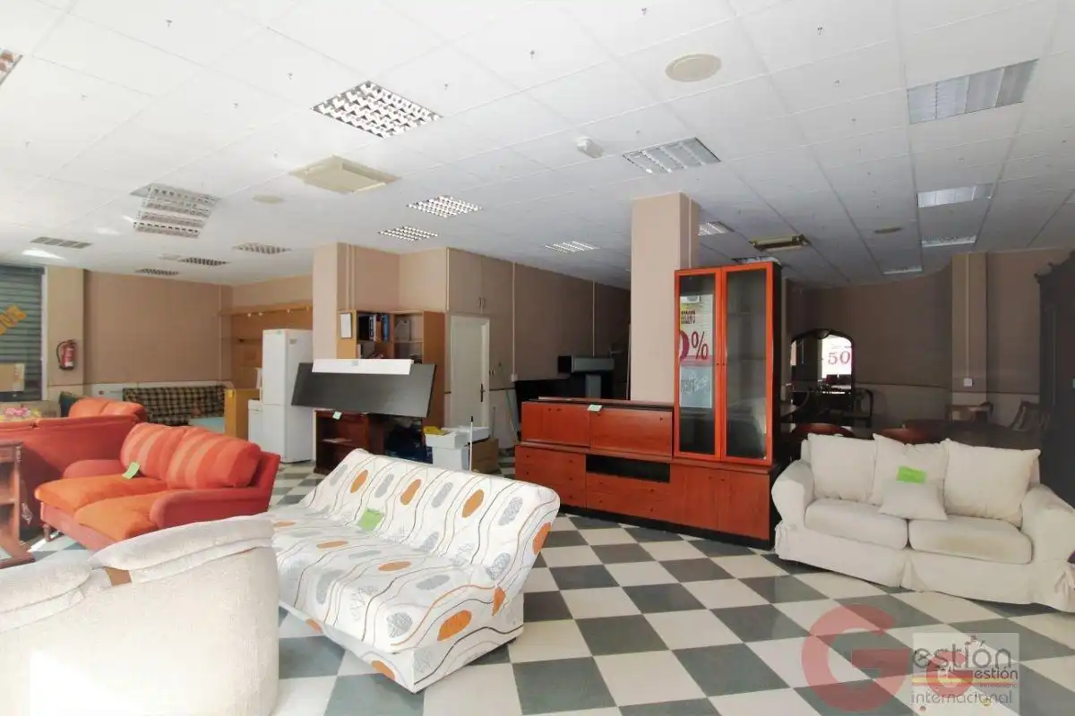 Local comercial en venda a Centro, imagen 4