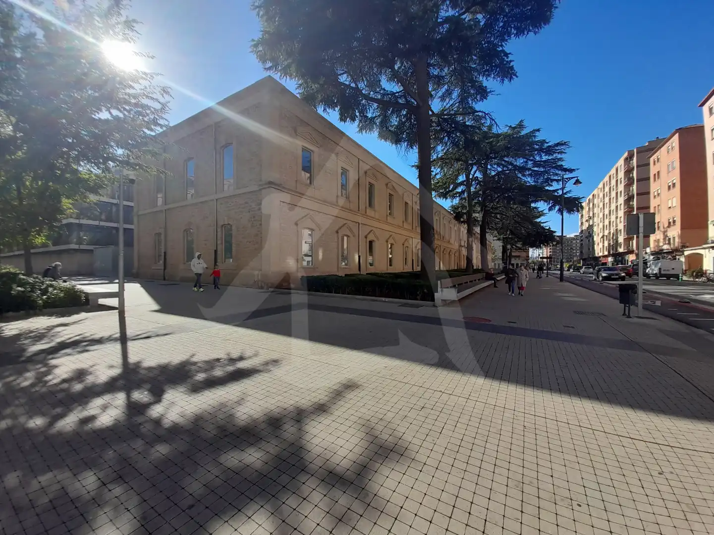 Local comercial en venta en Logroño - MARQUES DE MURRIETA, imagen 3