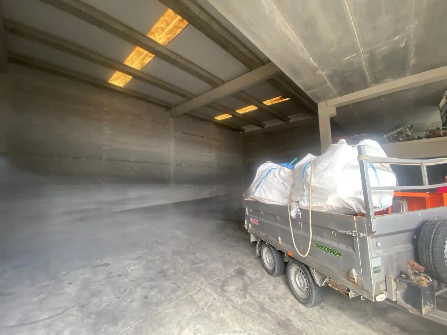 Nave industrial en venta en Bellvei