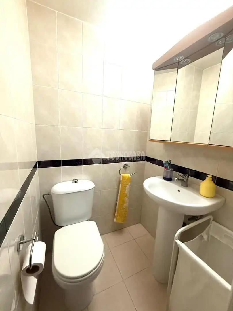 Bathroom of Detached homes for sale in San Juan de Aznalfarache