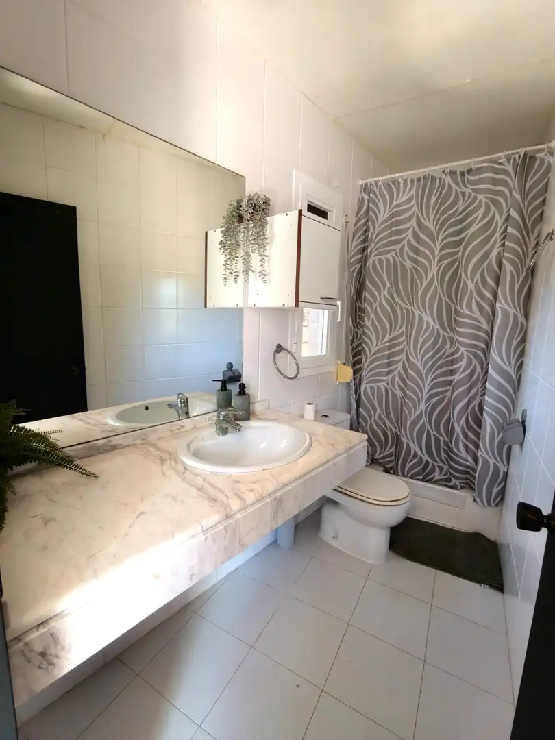 Baño de Casa o chalet en venta en El Montmell con Aire acondicionado, Calefacción y Jardín privado