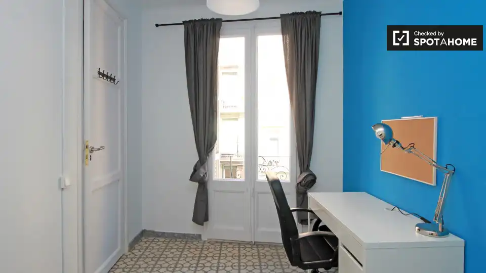 Room in El Poble Sec - Parc de Montjuïc