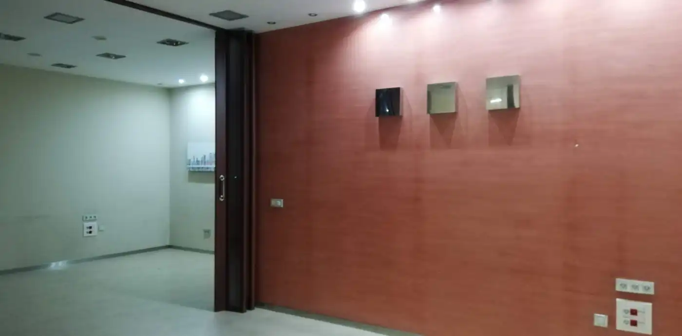 Office for sale in Murcia  with Air Conditioner