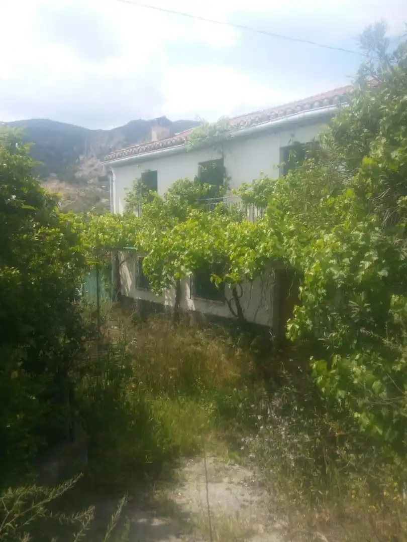 Residential for sale in Moclín