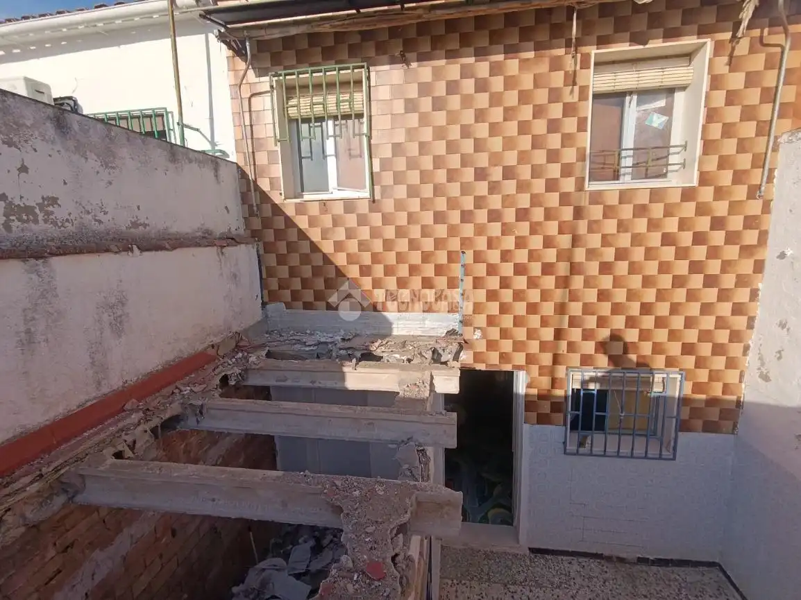 Casa aparellada en venda a La Carolina, imagen 16