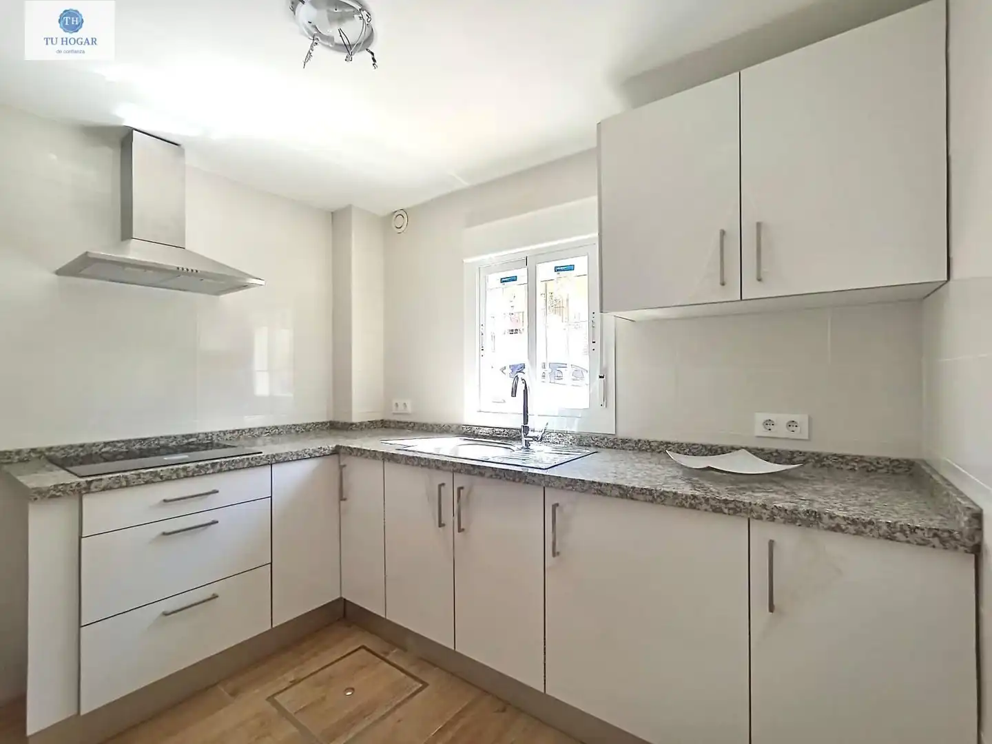 Kitchen of Detached homes for rent in Alcalá de Guadaira  with Terrace and Storage room