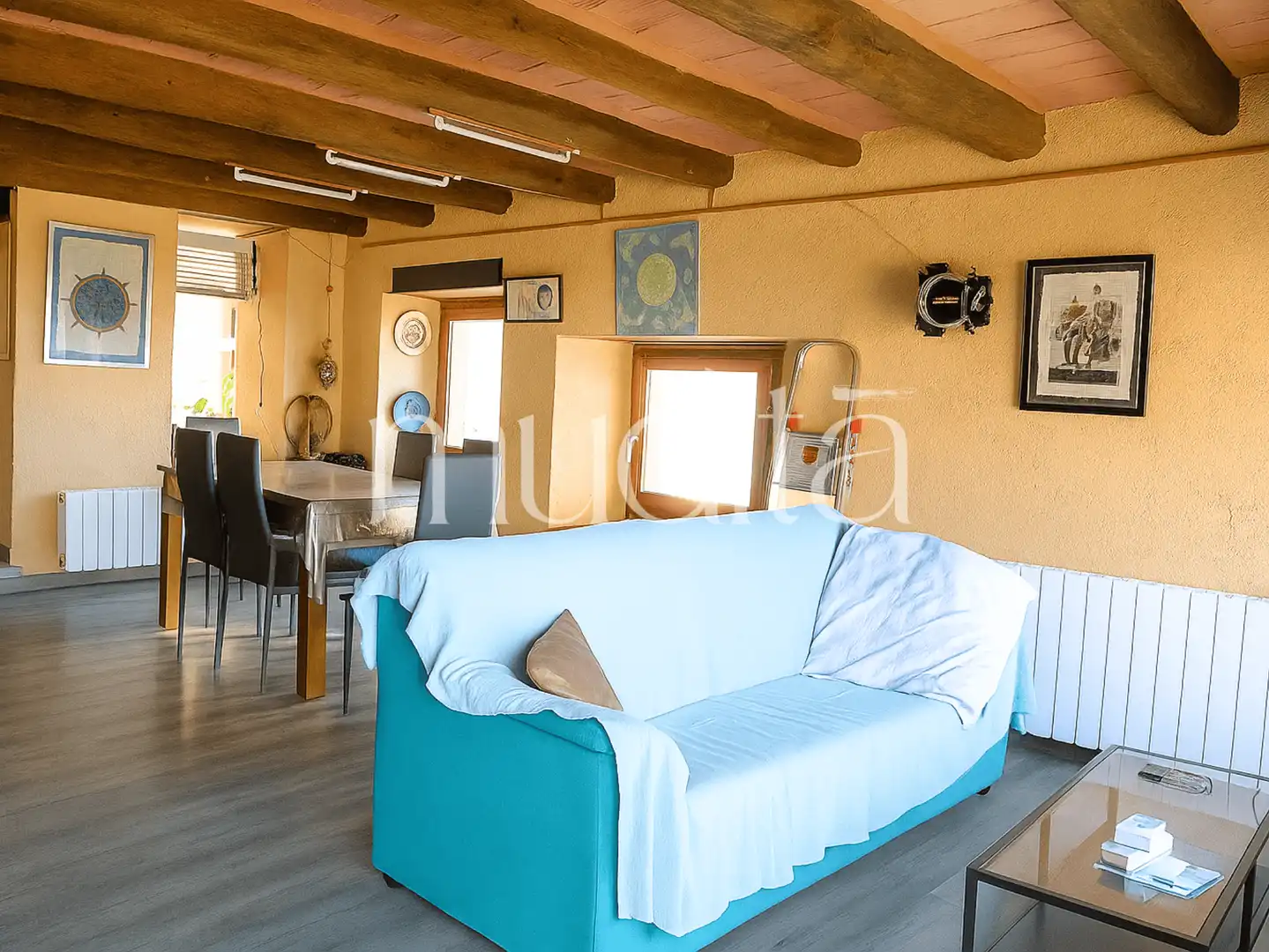 Sala d'estar de Casa o xalet en venda en Les Llosses amb Calefacció, Terrassa i Traster